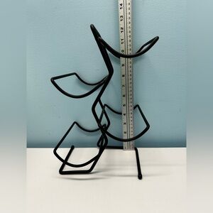Elegant Black Metal Wine Holder